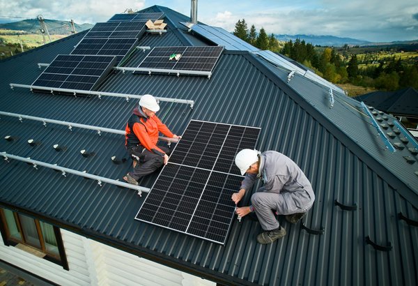 Guide pratique pour votre installation photovoltaïque dans le 06 et 83
