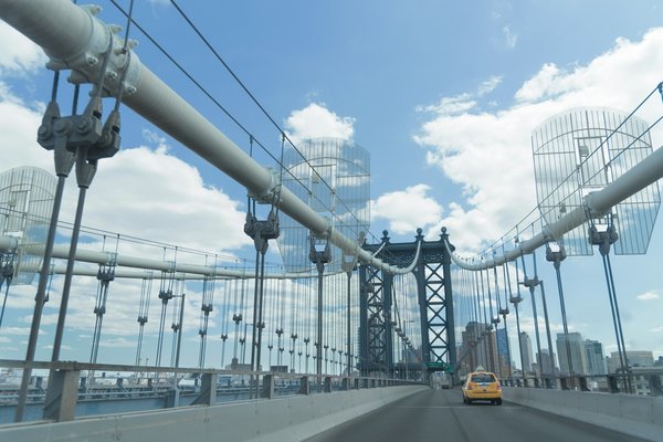 Luminaires suspendus pour restaurant : élégance et praticité à découvrir