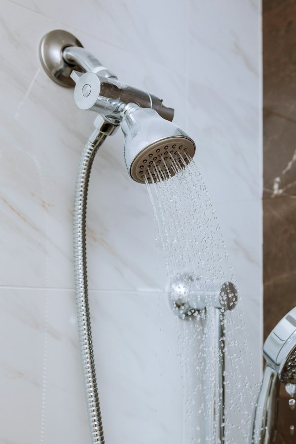 Meilleures poires de douche : confort et économies d'eau